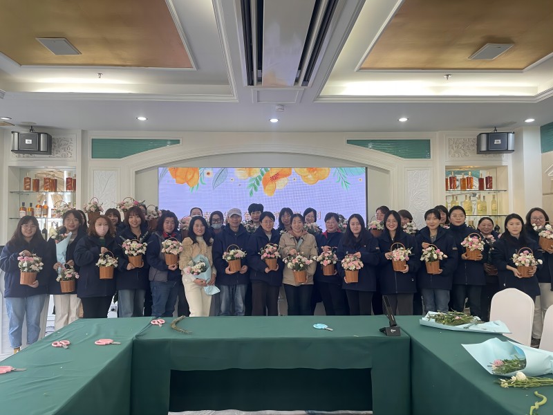 1710488402363284.jpg 插花2.jpg