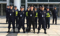 大型活動公司領(lǐng)導(dǎo)與安保人員合影